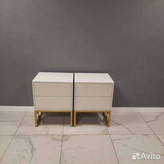 Тумба прикроватная