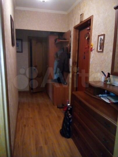 2-к. квартира, 53 м², 1/10 эт.