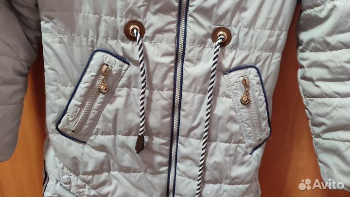 Осенняя куртка для девочки, бу