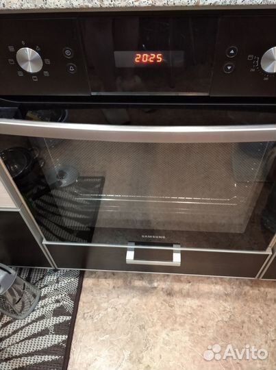 Встраиваемый духовой шкаф электрический