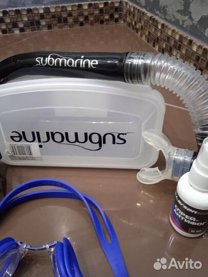 Маска для подводного плавания с трубкой