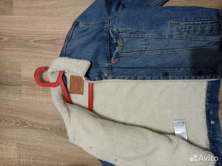 Джинсовая куртка levis sherpa