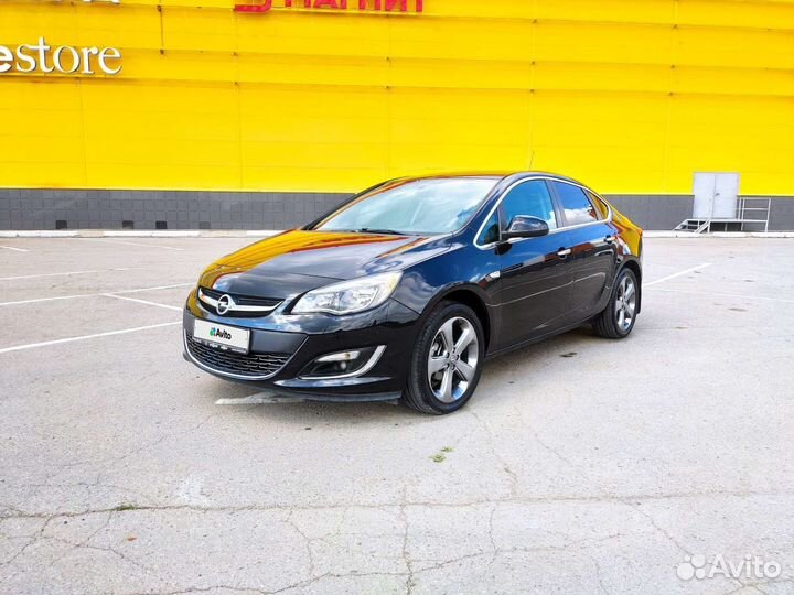 Opel Astra, 2013