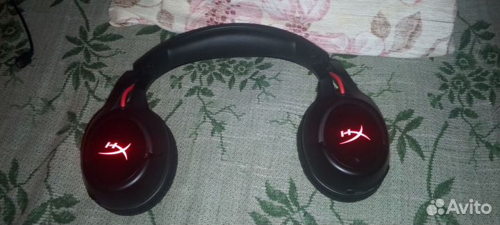 Игровые наушники hyperx