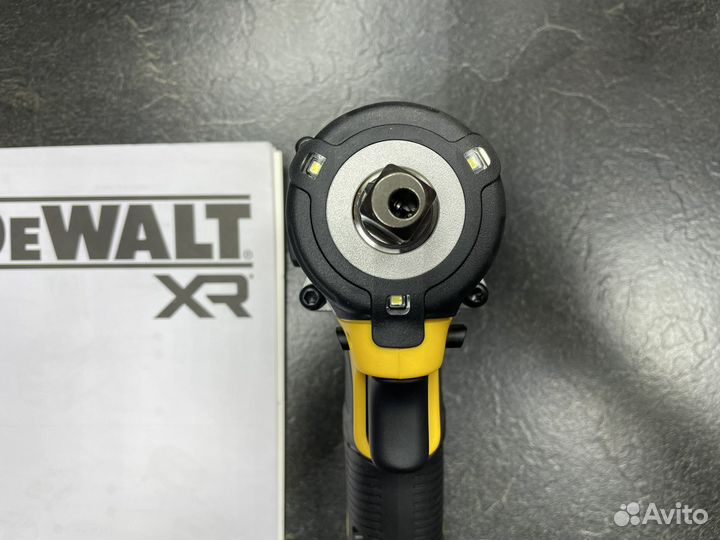 Гайковерт аккумуляторный ударный dewalt DCF922N