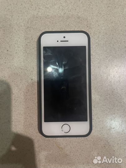 Телефон iPhone 5s