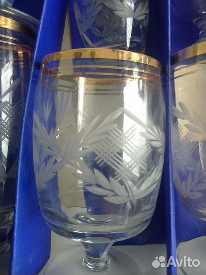 Набор фужеров и