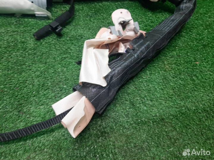 Подушка безопасности (шторка) левая Peugeot 3008