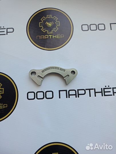 Пластина для крепления распредвала shangchai D6114