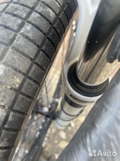 Велосипед GT Avalanche elite 2014 26