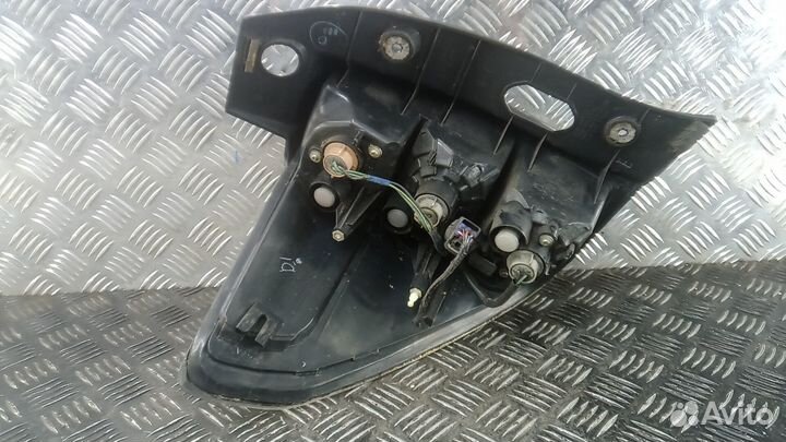 Фонарь задний правый Subaru Forester