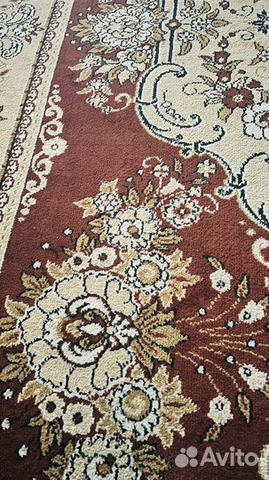 Ковер шерстяной