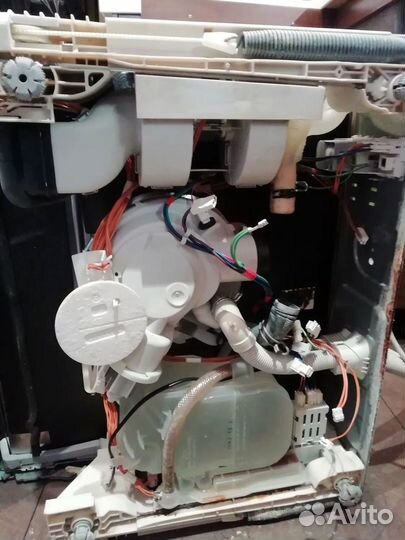 Ремонт стиральных машин Ремонт посудомоечных машин