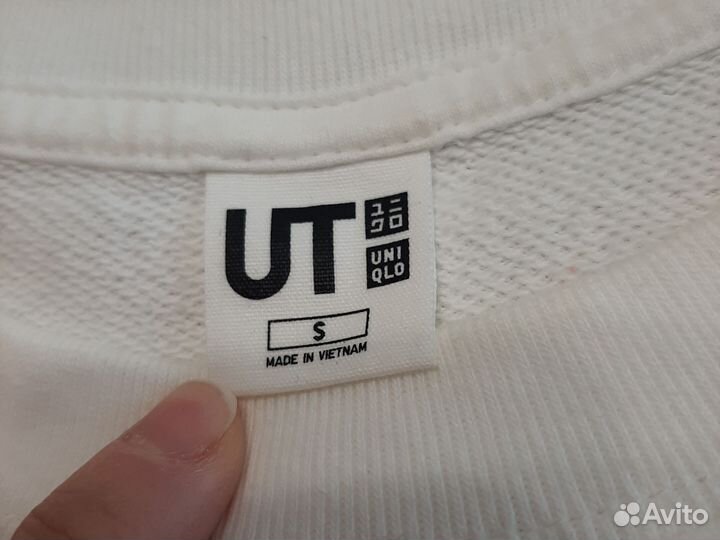 Свитшоты Uniqlo