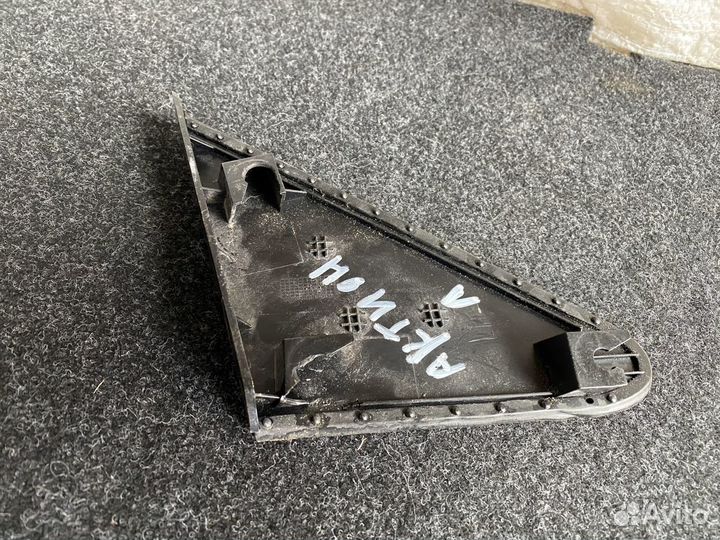 Уголок накладка крыла переднего SsangYong Actyon