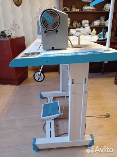 Швейная машина jack f 4