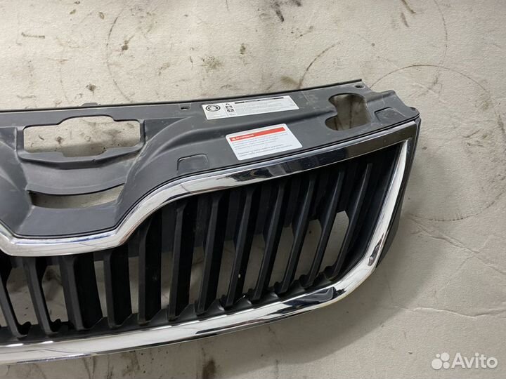 Решетка радиатора Skoda Rapid (NH3) I (2012–2017)