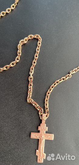 Цепь и крест