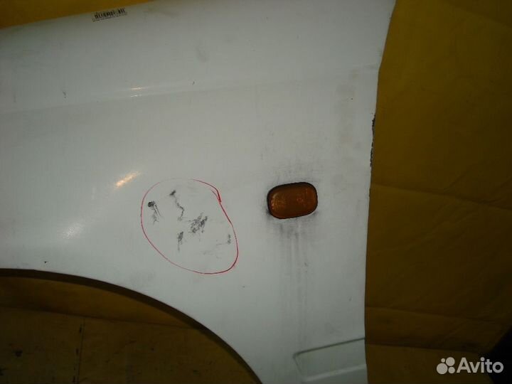 Крыло переднее Toyota Caldina ET196V (Левое)