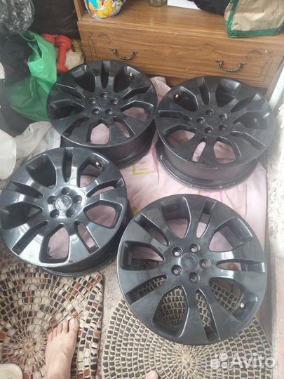 Литые диски r17 на Subaru