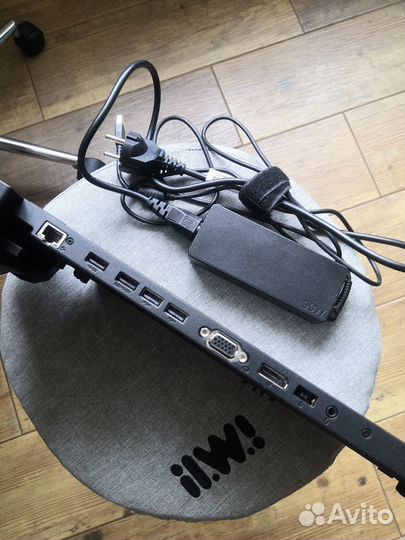 Lenovo 40AG0090EU ThinkPad Basic Docking Station