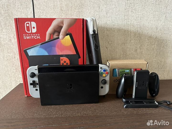 Nintendo Switch oled прошитый hwfly