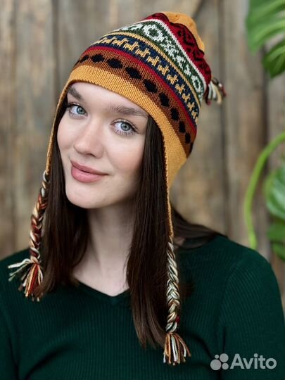 Женская шапка двусторонняя с ушками зимняя Чульо 100% альпака цвет папайя-терракот