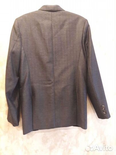 Школьный пиджак на мальчика серого цвета