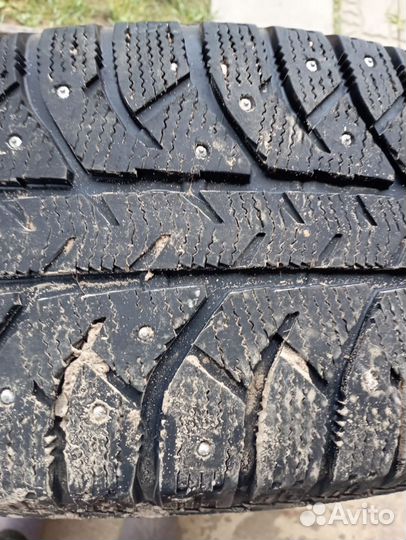 Bridgestone Ice Cruiser 7000 265/65 R17 116