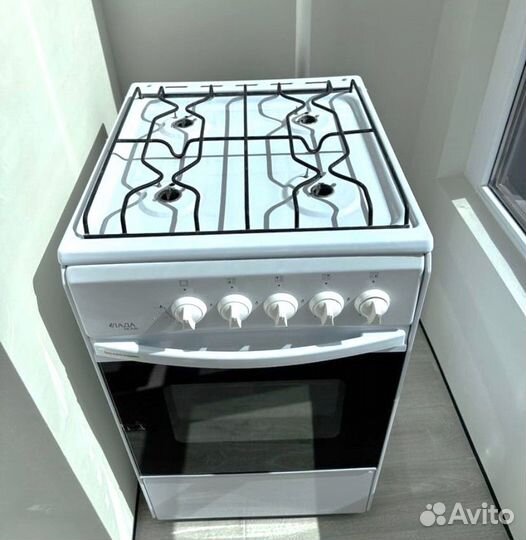 Газовая плита с газовой духовкой новая