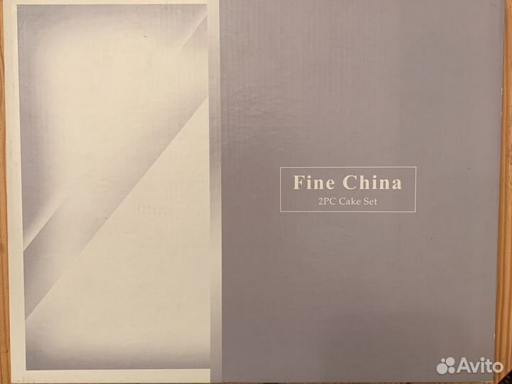 Тарелка и лопатка для торта