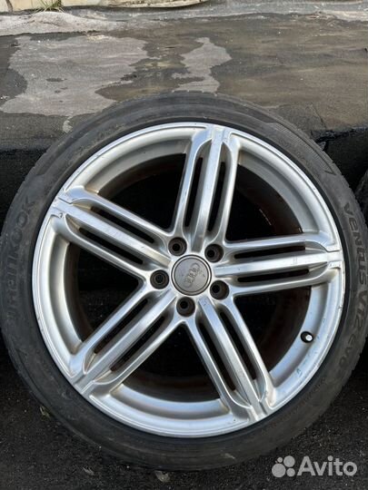 Комплект колес Audi TT RS 245/40 R19