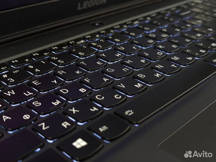 Lenovo Legion 5 RTX 2060 i5-10300H 16GB 1TB 144Hz