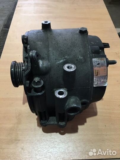 Генератор Mercedes Benz W163 W203 W220 W210 611
