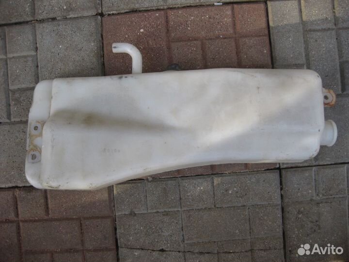 Бачок омывателя мицубиси паджеро