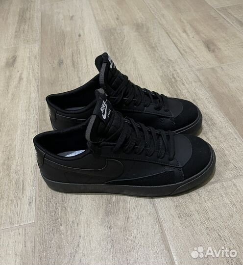 Кроссовки Nike размер 43