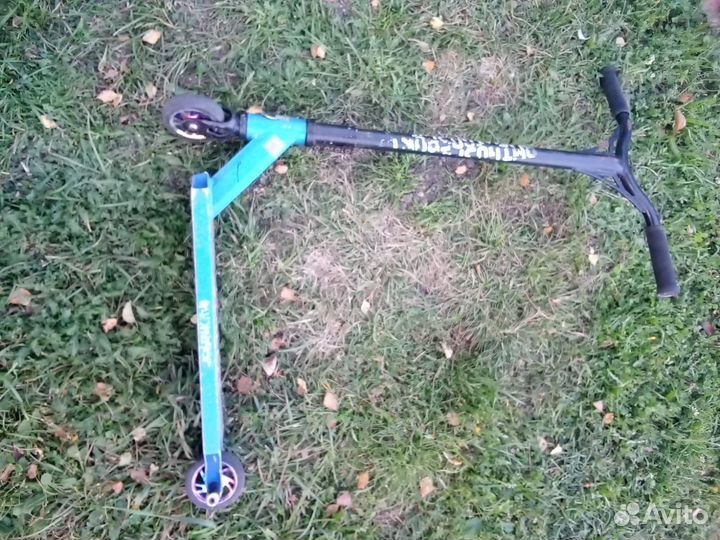 Трюковой самокат детский