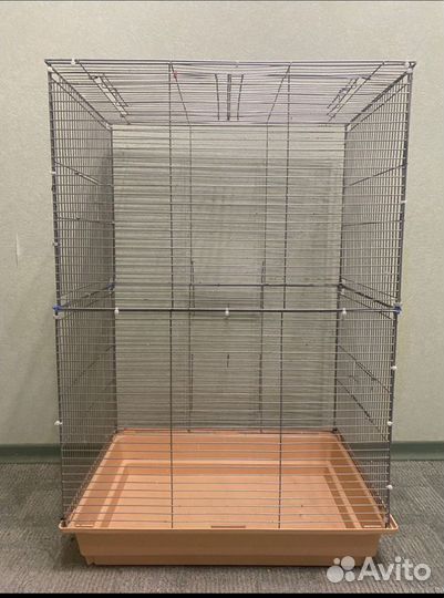 Клетка для попугаев