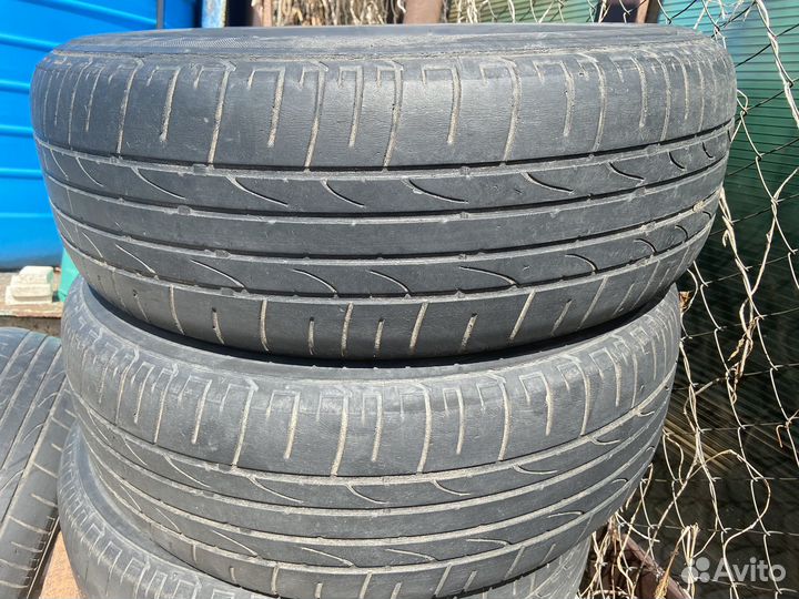 Bridgestone Dueler H/P Sport 215/65 R16 98