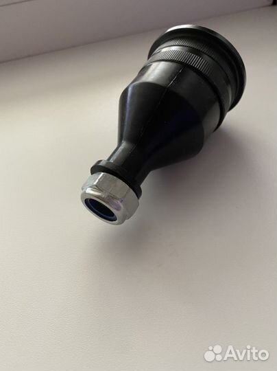 Шаровая опора передней пневмостойки Mercedes C216