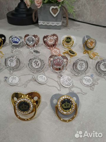 Соска пустышка со стразами в ассортименте