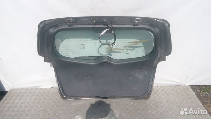 Крышка багажника Toyota Verso (2009-2018)