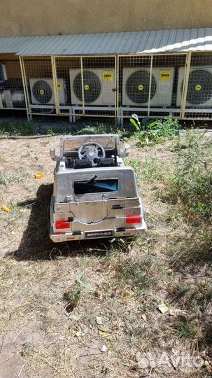 Детский электромобиль