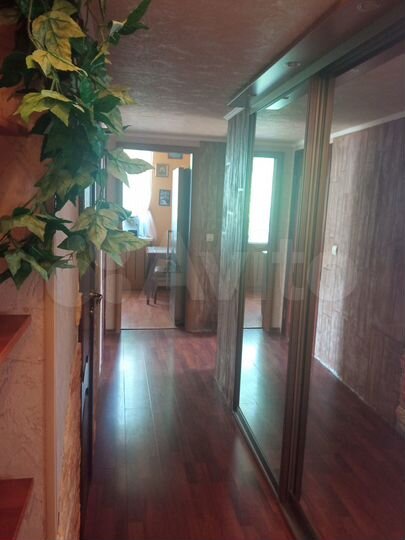 2-к. квартира, 60 м², 3/3 эт.