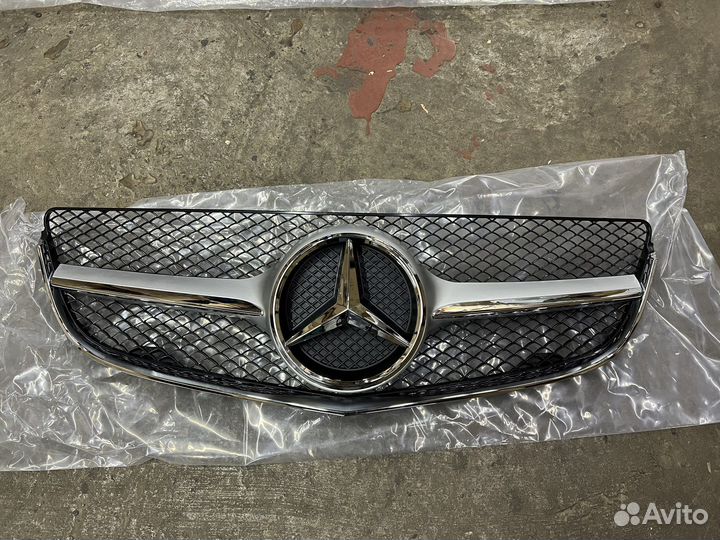 Решётка радиатора на mercedes w207