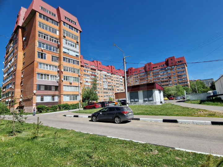 3-к. квартира, 77,5 м², 1/10 эт.