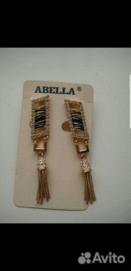 Украшения в ассортименте, бижутерия