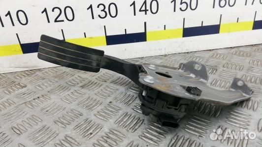 Педаль газа dacia sandero 2 (94H09NW01)
