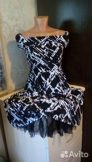 Вечернее нарядное платье