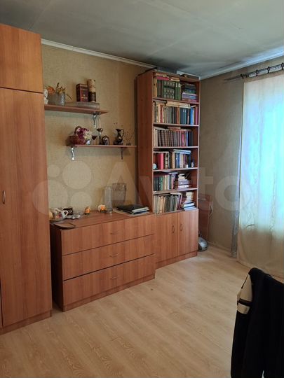 Доля в 3-к. квартире, 46 м², 2/2 эт.